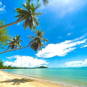 Lipa Lodge Beach Resort
